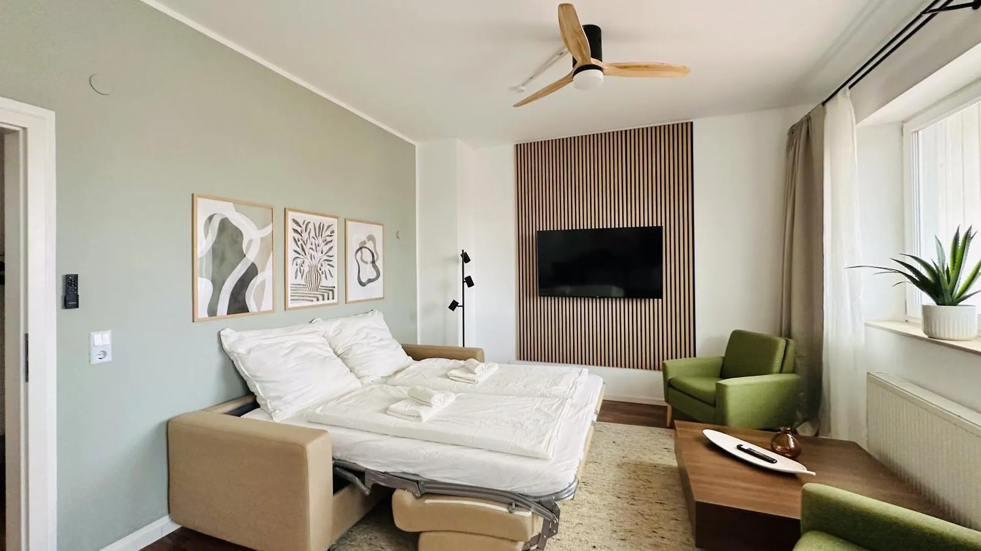 Apartment Daniel - Stilvolle Wohnung Mit Veranda Fuer 4 Personen 스타드버겐 0*,