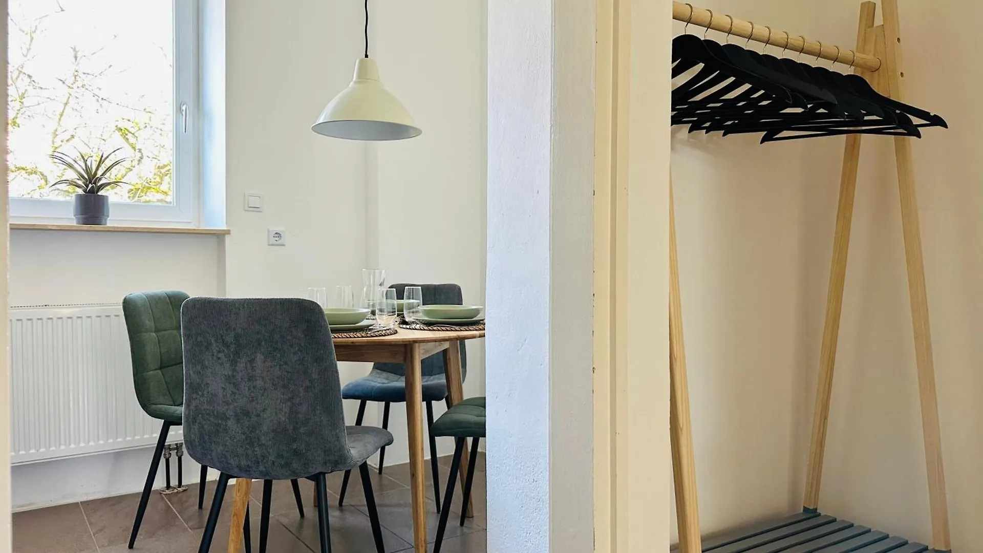 Apartment Daniel - Stilvolle Wohnung Mit Veranda Fuer 4 Personen 스타드버겐
